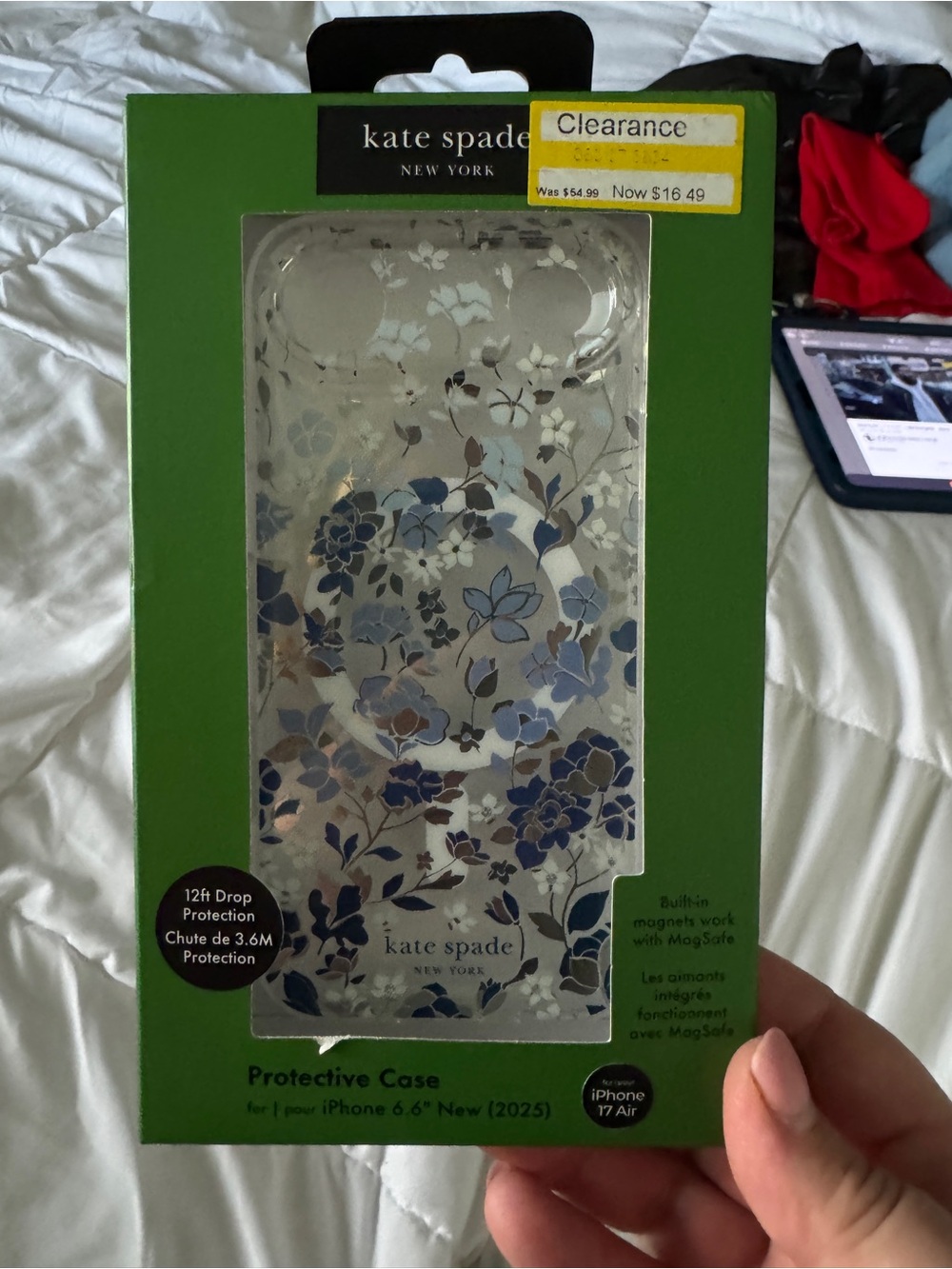 Kate Spade New York Protective Case for iPhone 17 Air.